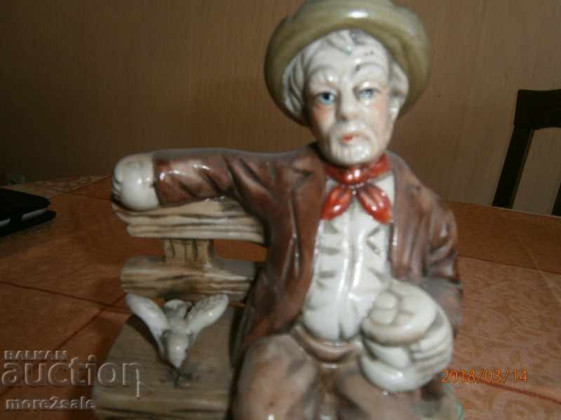 Συλλεκτικά ειδώλιο - ΥΓΙΕΙΝΗΣ - ο άνθρωπος στον πάγκο με τιμή 35.00 BGN | € 17.90