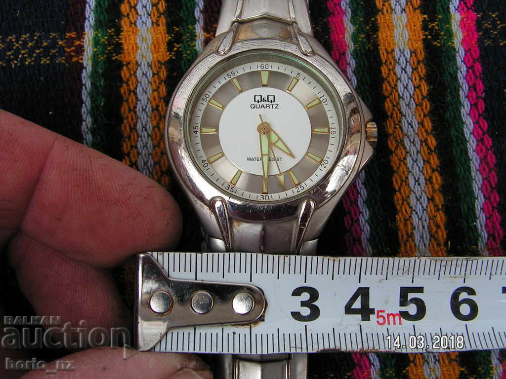 Auction 9069. Q & Q QUARTZ WORKS Auction 9069. Q & Q QUARTZ WORKS