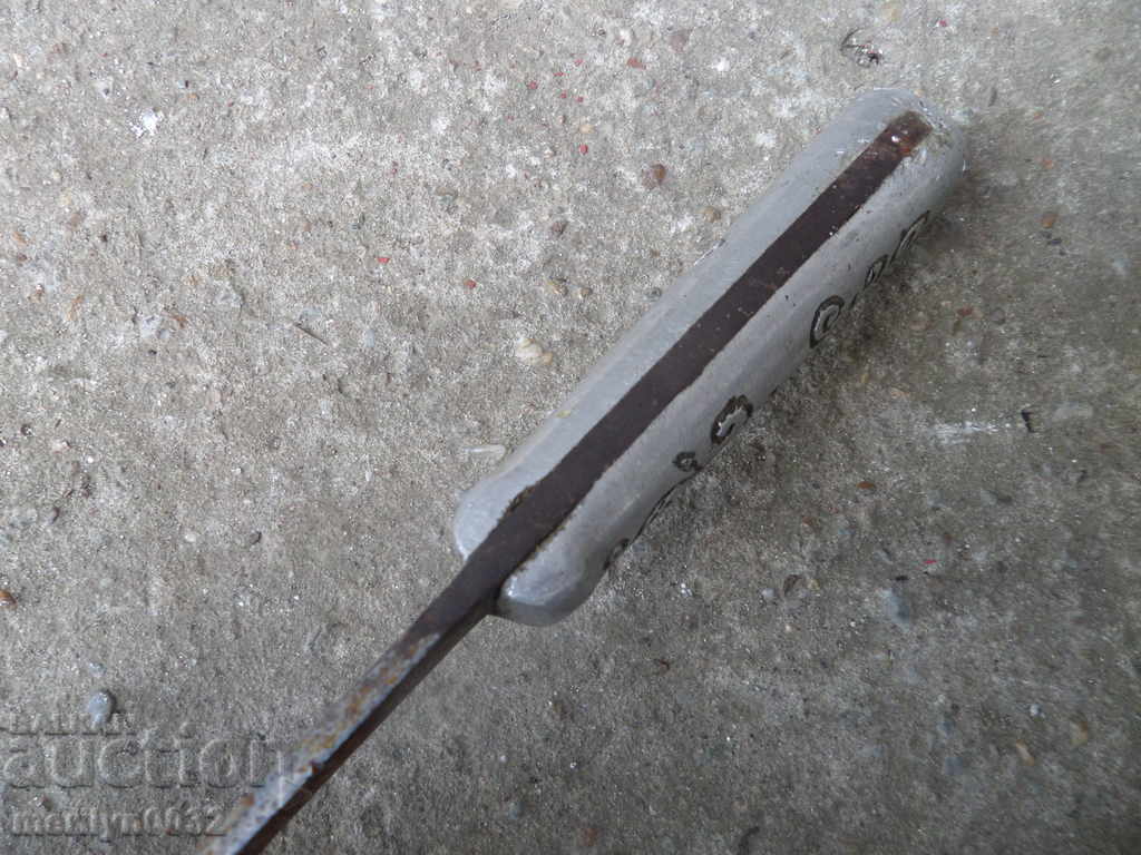 Old butcher knife with metal engraved scraps of karaoke dagger - 6 Old butcher knife with metal engraved scraps of karaoke dagger - 6