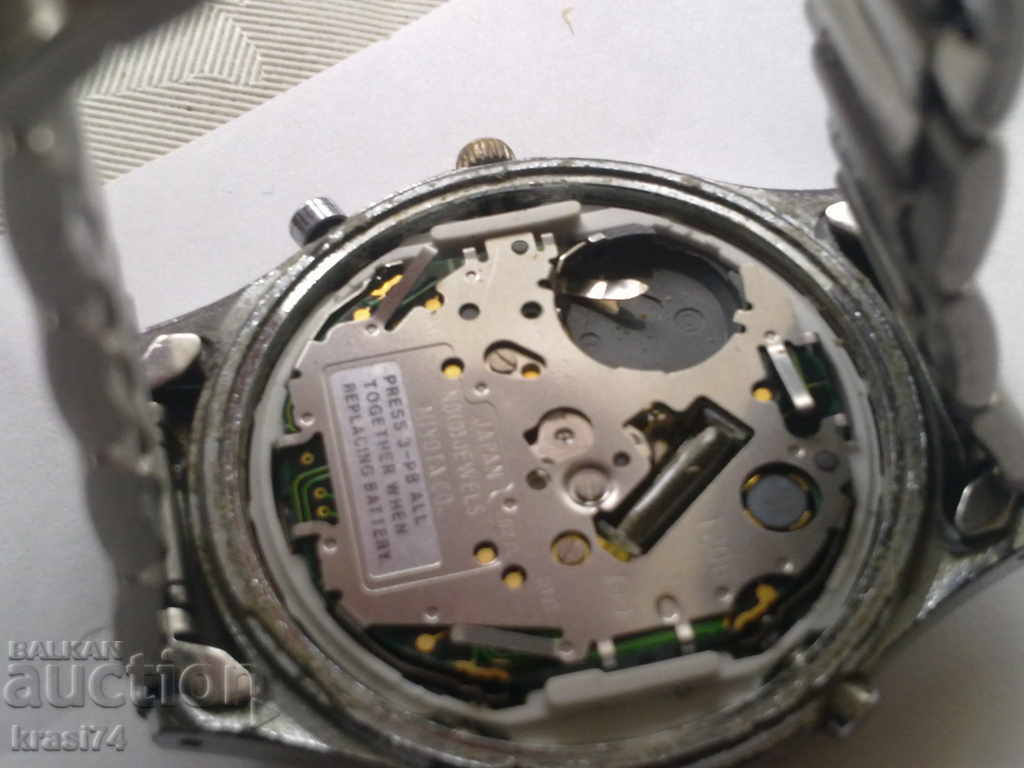 Clock Q & Q with price 20.00 BGN | € 10.23 Clock Q & Q with price 20.00 BGN | € 10.23