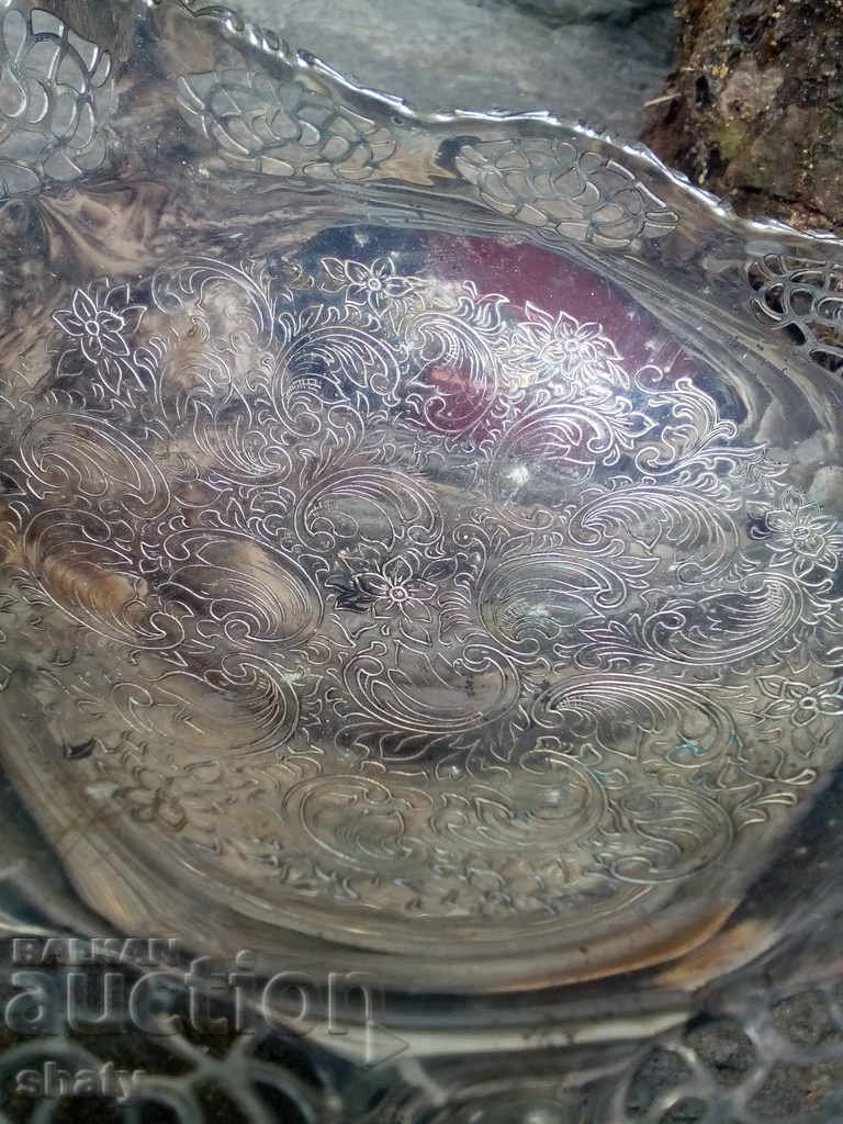 Assorted fruit with price 10.00 BGN | € 5.11 Assorted fruit with price 10.00 BGN | € 5.11