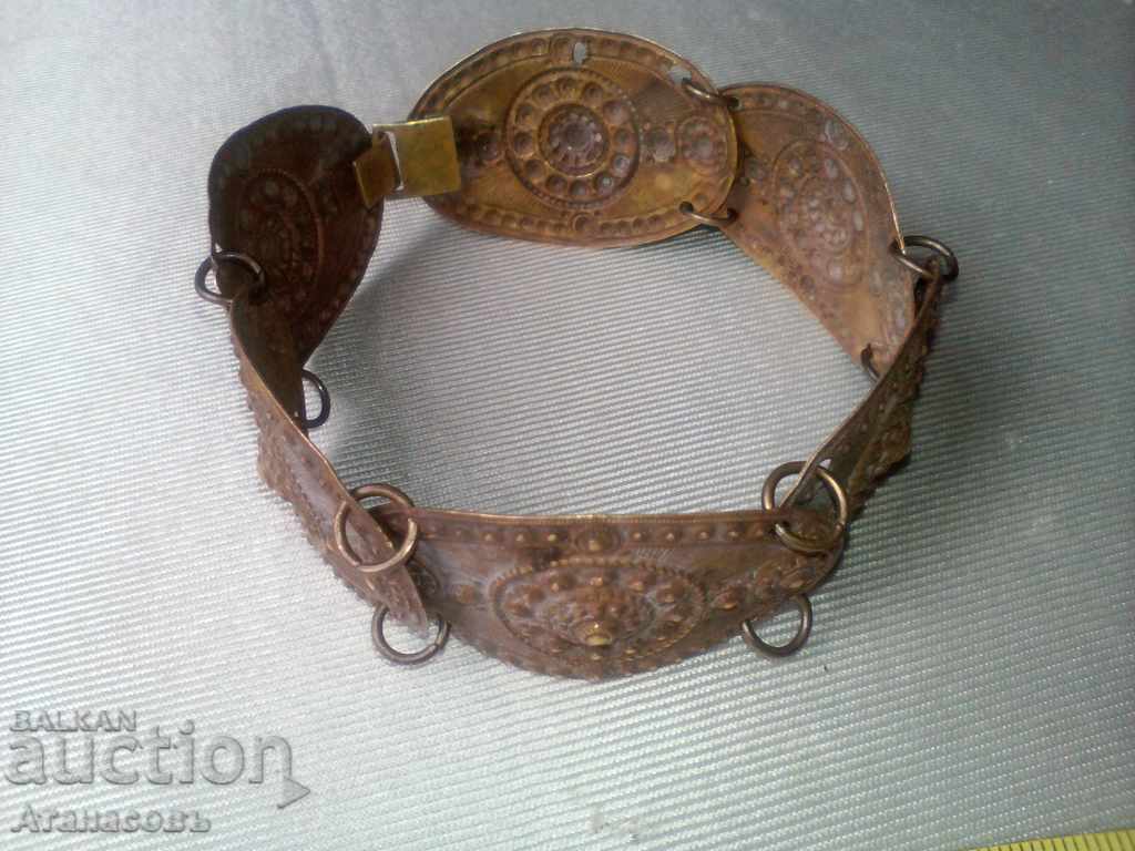 Frumoasa brățară de bronz vechi cu preț 39.00 BGN | € 19.94