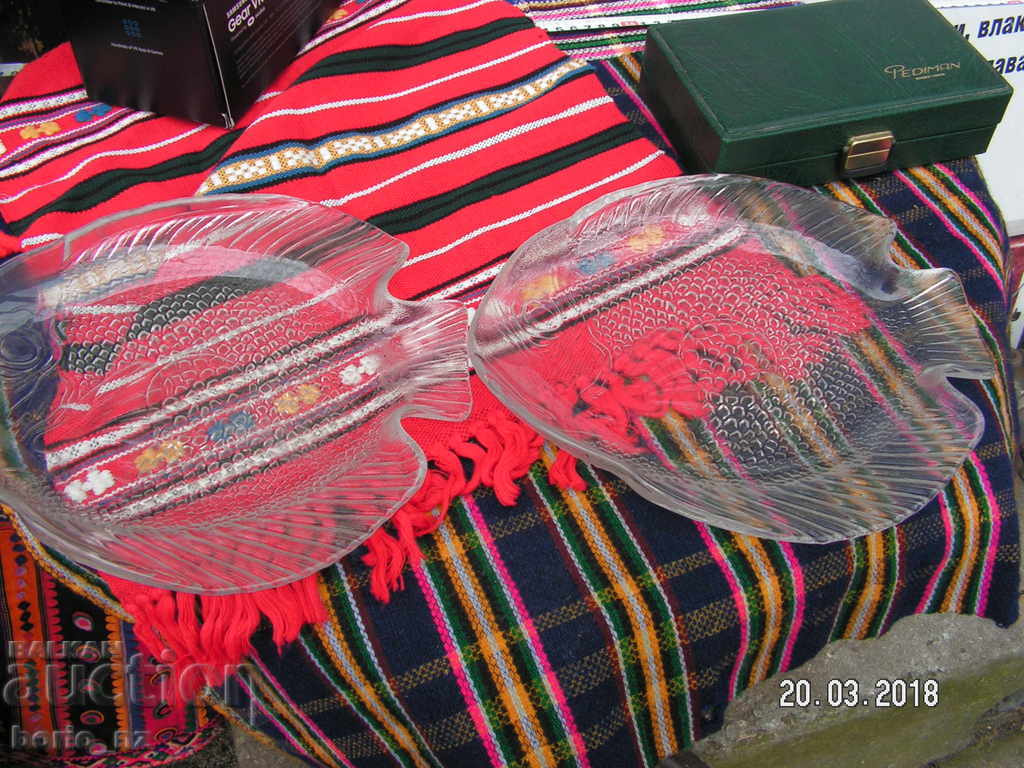 9096. SERVICE FOOTBALL FIBER MASSIVE GLASS WITH FITTINGS with price 11.00 BGN | € 5.62 9096. SERVICE FOOTBALL FIBER MASSIVE GLASS WITH FITTINGS with price 11.00 BGN | € 5.62