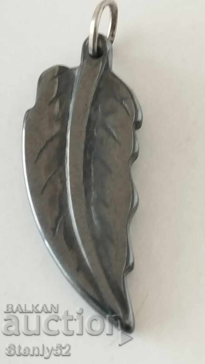 Παράδοση 3 τεμ. μενταγιόν με πέτρες, με γυαλί Murano και μαύρη πέτρα