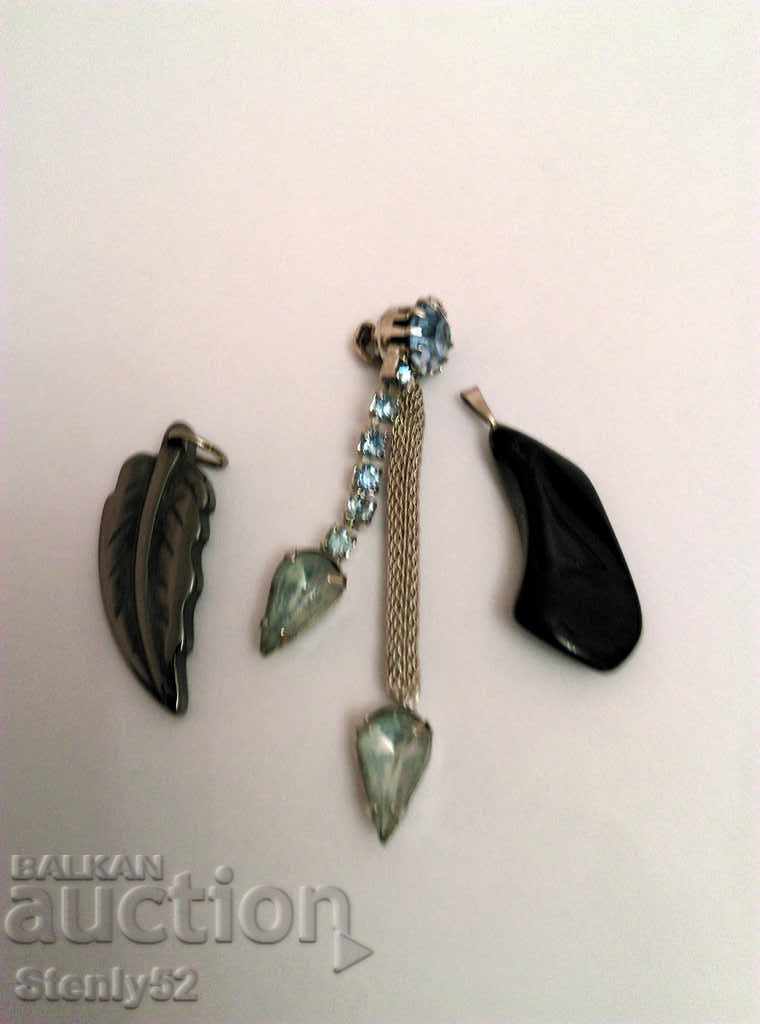3 pendants with stones 3 pendants with stones