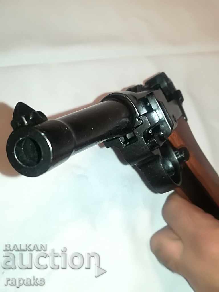 Pistol Luger P 08/ Valter-Luger, working massive replica