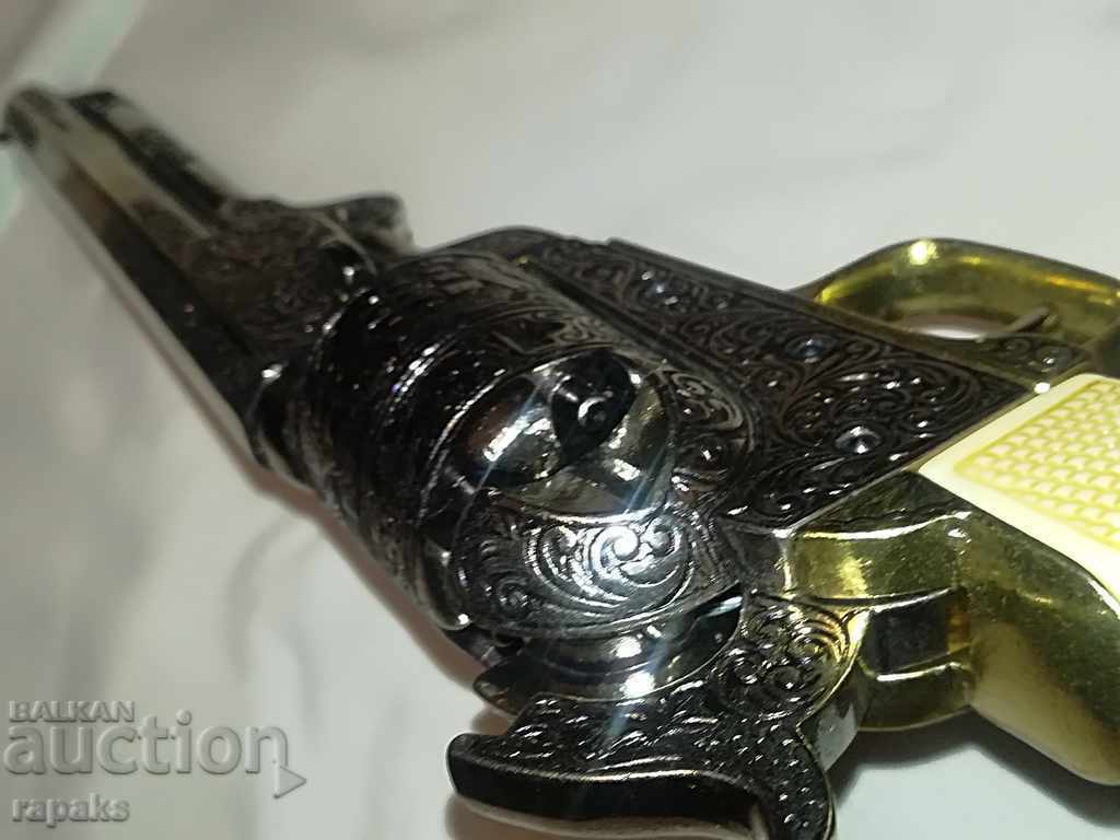 Auction  Revolver COLT Nevi 1851/ Colt Nevi unique replica