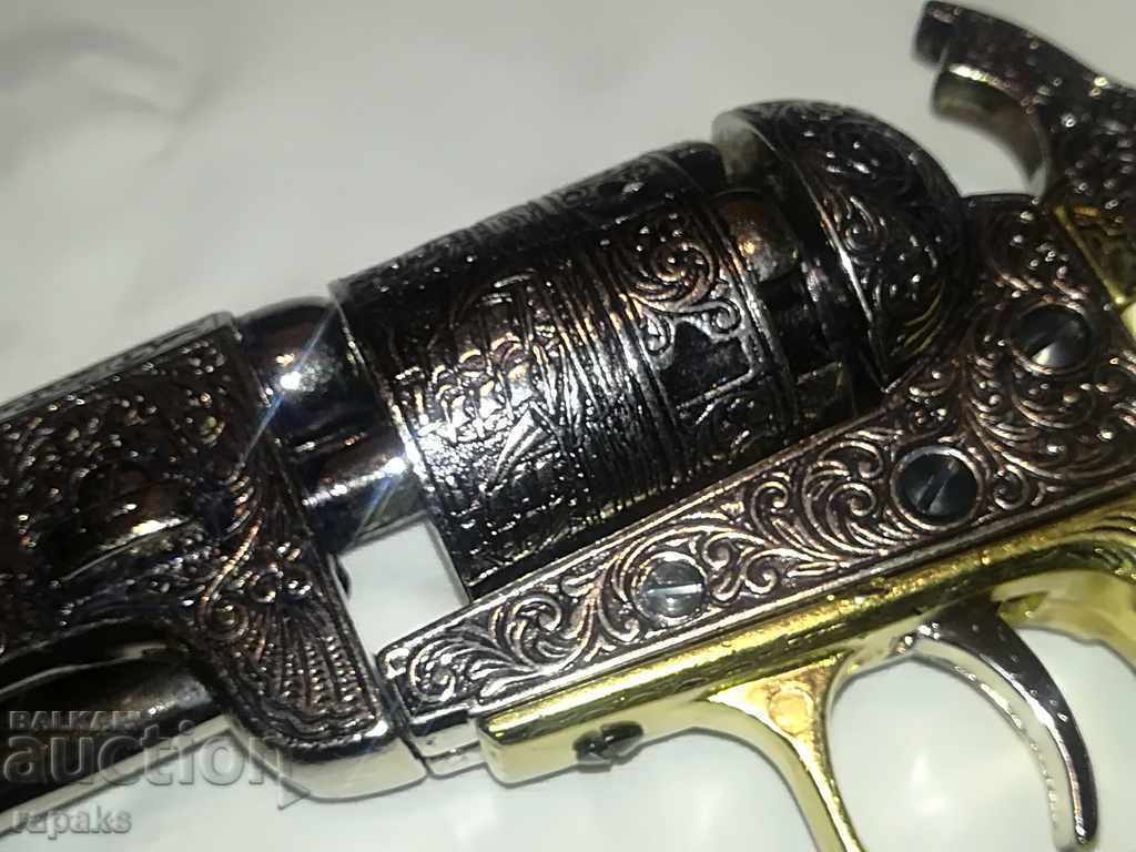 Delivery of Revolver COLT Nevi 1851/ Colt Nevi unique replica