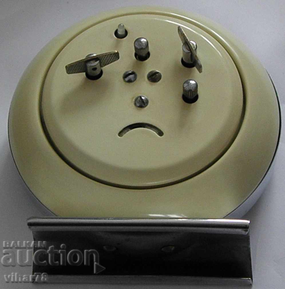 ΚΙΝΕΖΙΚΟ ΞΥΠΝΗΤΗΡΙ - ΠΟΛΥ ΚΑΛΑ ΣΥΝΤΗΡΗΜΕΝΟ ΜΕ ΤΟ ΠΡΩΤΟΤΥΠΟ ΚΟΥΤΙ ΤΟΥ - 6 ΚΙΝΕΖΙΚΟ ΞΥΠΝΗΤΗΡΙ - ΠΟΛΥ ΚΑΛΑ ΣΥΝΤΗΡΗΜΕΝΟ ΜΕ ΤΟ ΠΡΩΤΟΤΥΠΟ ΚΟΥΤΙ ΤΟΥ - 6