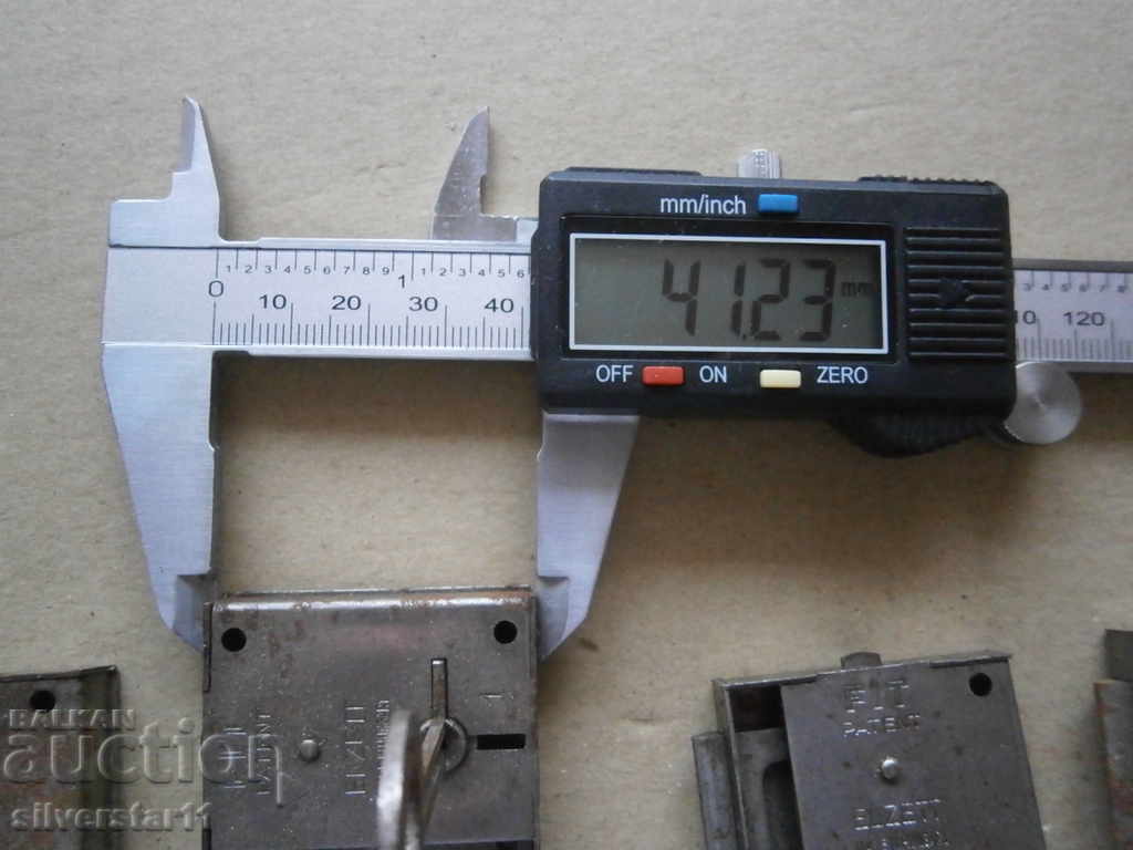 lot lock locks for dresser wardrobe desk ELZETT set with price 45.00 BGN | € 23.01 lot lock locks for dresser wardrobe desk ELZETT set with price 45.00 BGN | € 23.01