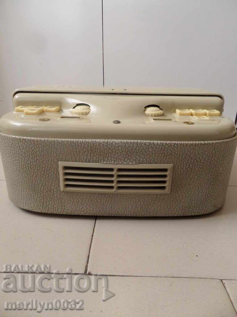 Auction Old German tape recorder KD GDR 1962 year wounded WORK Auction Old German tape recorder KD GDR 1962 year wounded WORK