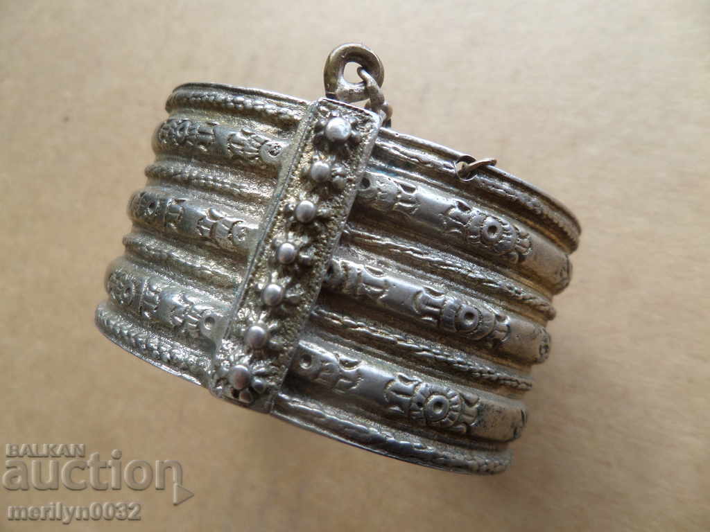 Auction  Renaissance silver bracelet silver wreath bracelet BIG