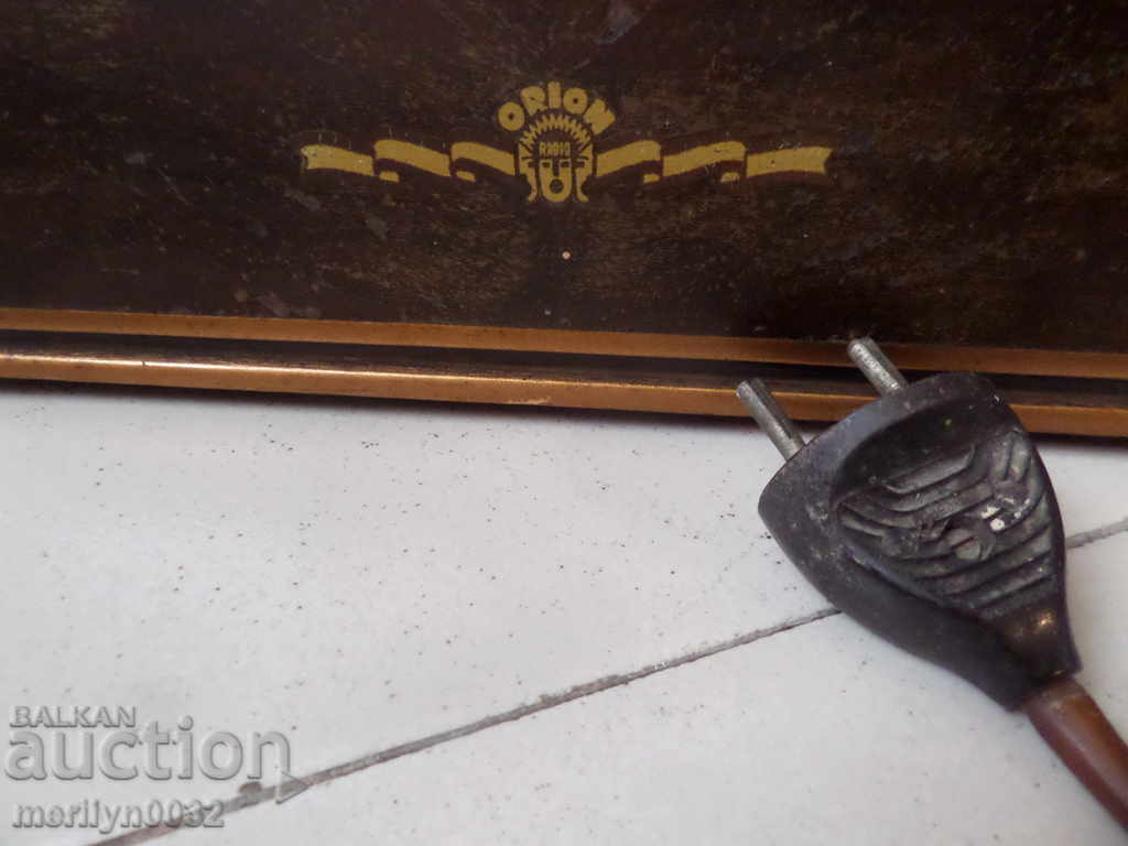 Auction Old radio, REDAKE radio Auction Old radio, REDAKE radio