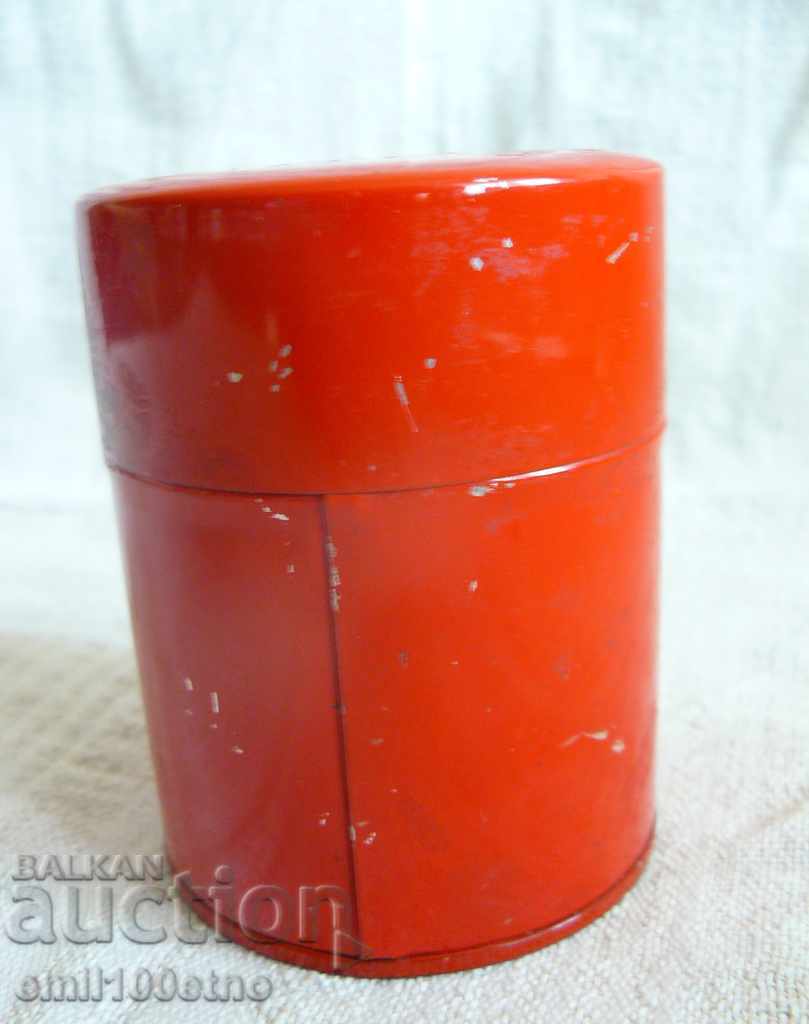 Delivery of Metal box with painted birds Delivery of Metal box with painted birds