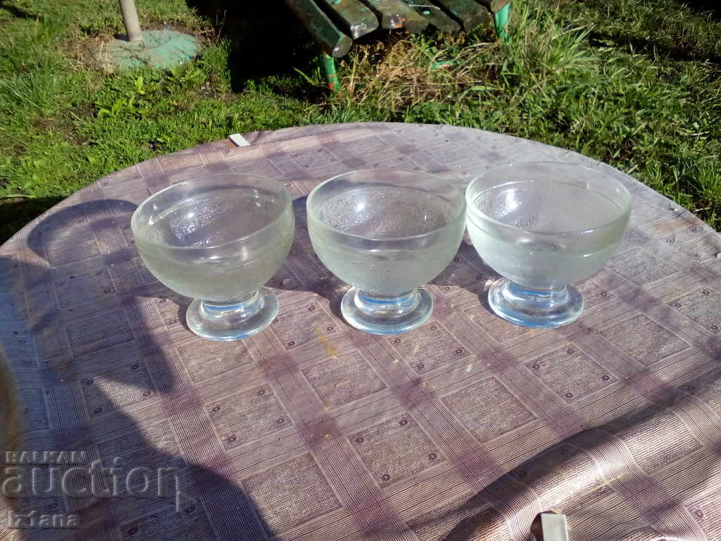 Old glass bowls, glasses with price 20.00 BGN | € 10.23 Old glass bowls, glasses with price 20.00 BGN | € 10.23