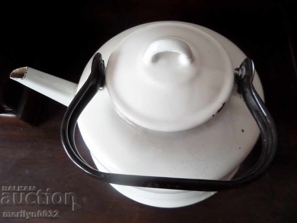 Old enameled teapot, coffee maker, kettle with price 45.00 BGN | € 23.01 Old enameled teapot, coffee maker, kettle with price 45.00 BGN | € 23.01