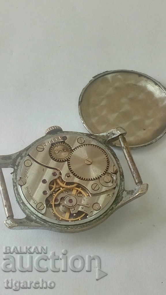 Ωρολόγια γυναικεία Zim με τιμή 30.00 BGN | € 15.34 Ωρολόγια γυναικεία Zim με τιμή 30.00 BGN | € 15.34