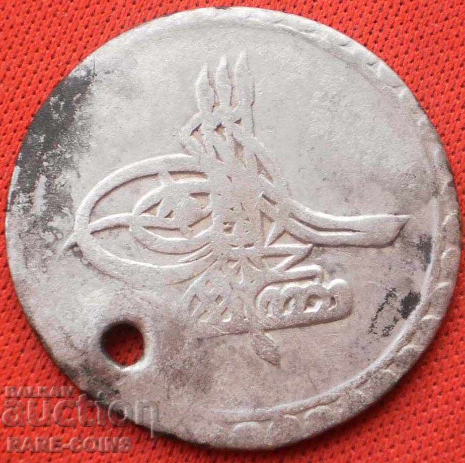 Turcia Mustafa III 10 Para 1768 Mare Argintiu (11) (r-k) cu preț € 10.23 | 20.01 BGN