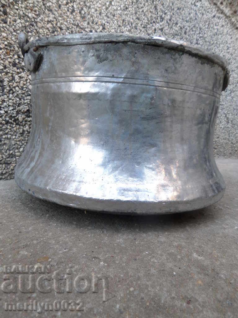 Tin boned, boiler, baker, copper pot Tin boned, boiler, baker, copper pot