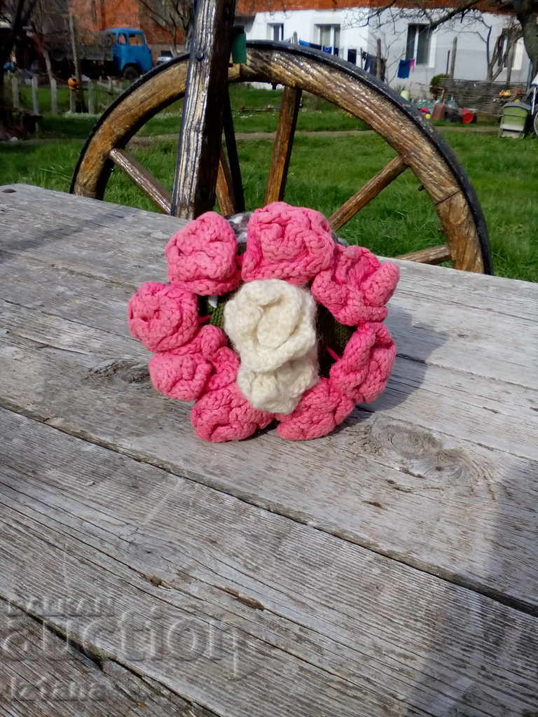 Auction Knitted pot, flower Auction Knitted pot, flower