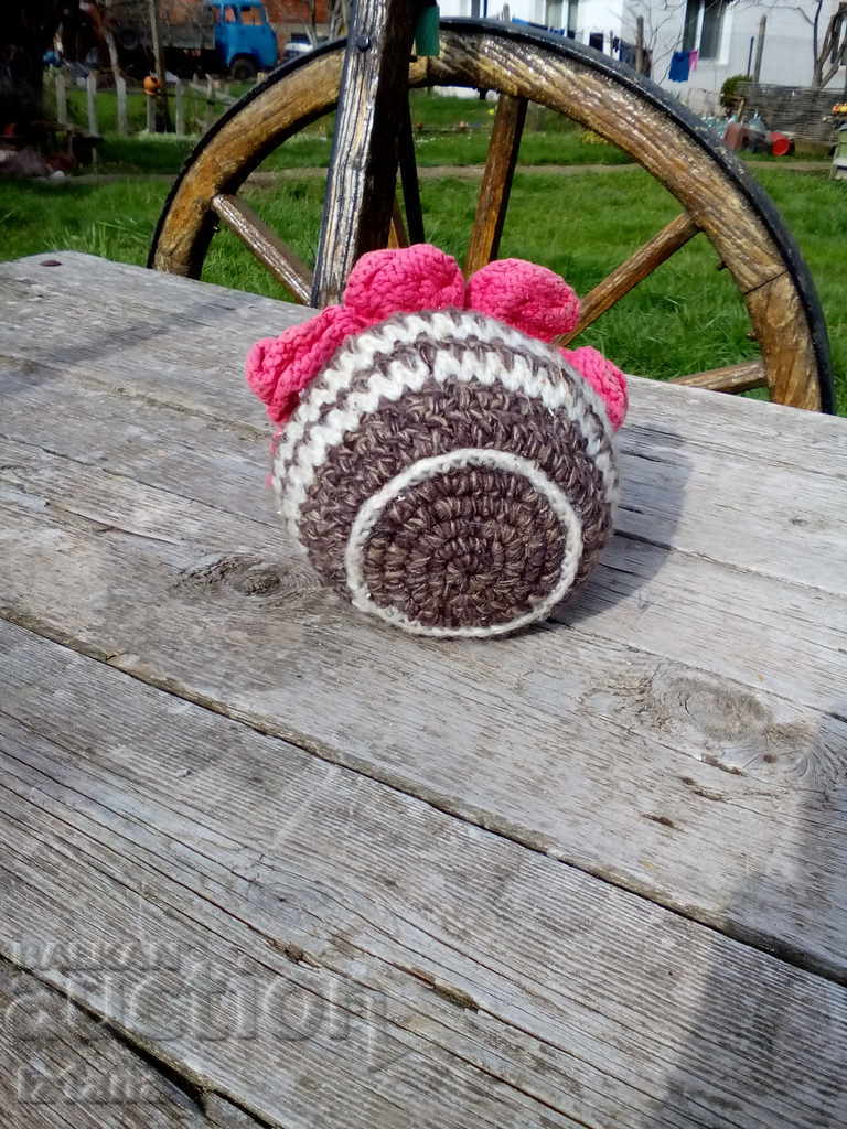 Delivery of Knitted pot, flower Delivery of Knitted pot, flower