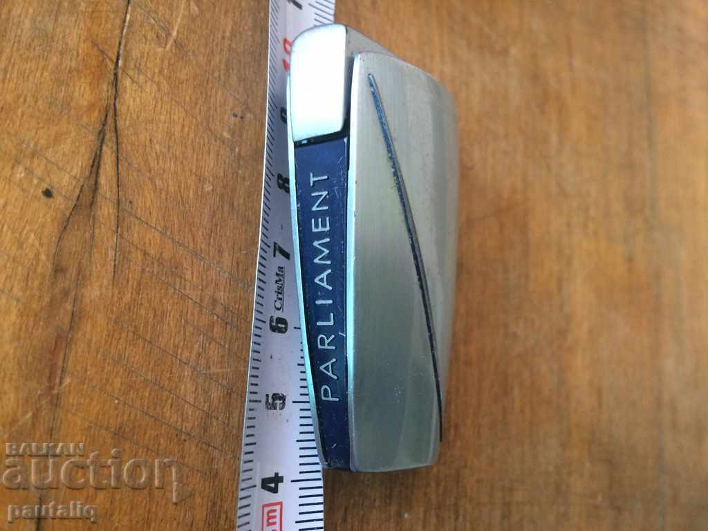 Δημοπρασία HAPALLA PARLIAMENT