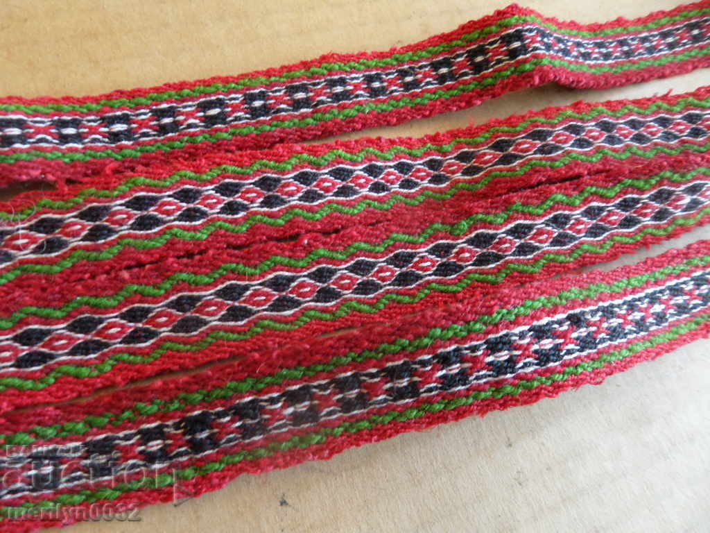 Costum de centură centură centură de mână cu preț 63.00 BGN | € 32.21 Costum de centură centură centură de mână cu preț 63.00 BGN | € 32.21