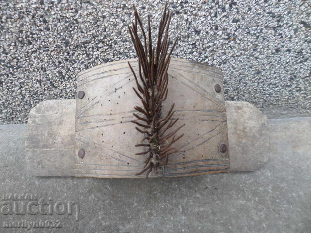 Auction  Old dakar, who was a primitive woodcut