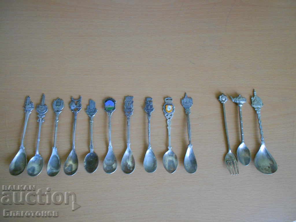 Colored collector spoons