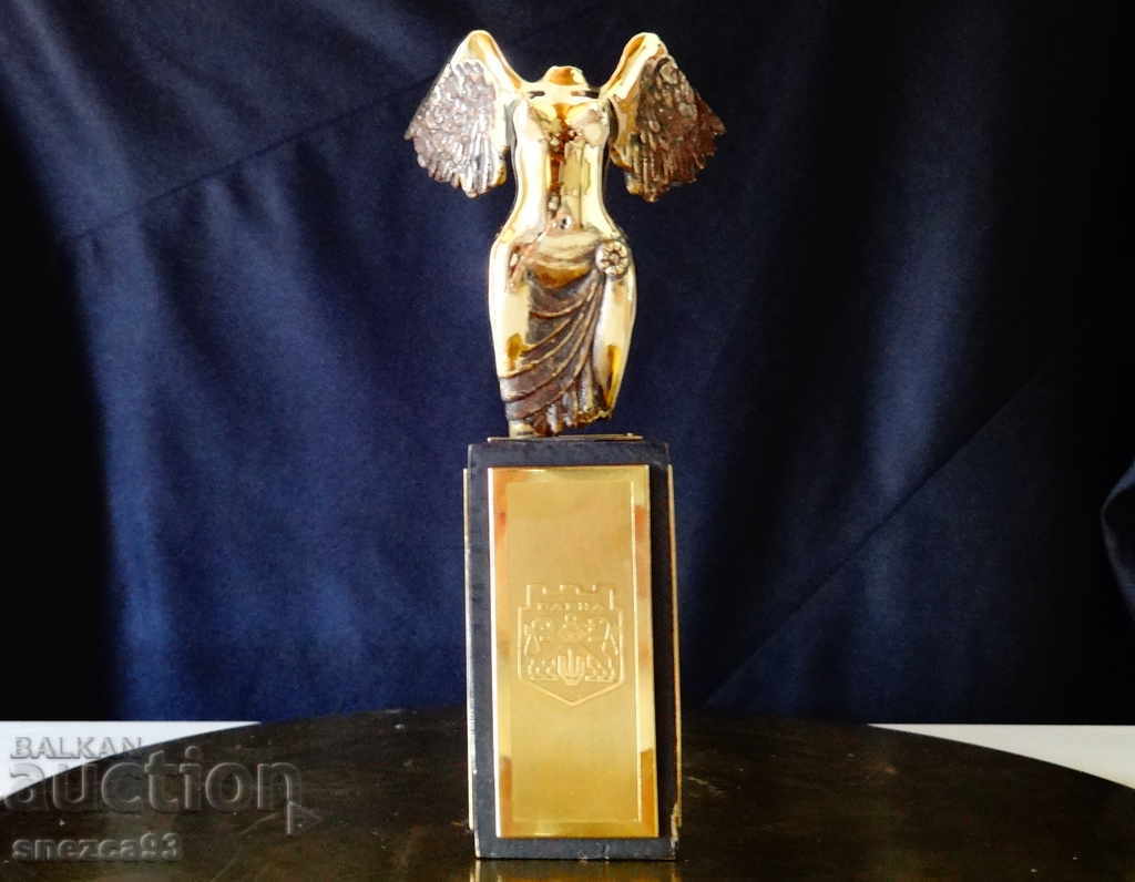 Cetățeanul de onoare al orașului Varna, statuia Prof. Bratanov. cu preț 899.00 BGN | € 459.65