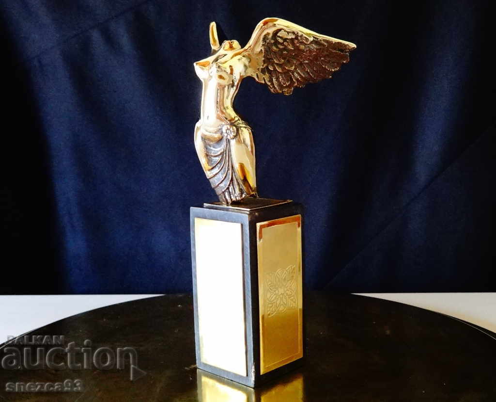 Licitație Cetățeanul de onoare al orașului Varna, statuia Prof. Bratanov.