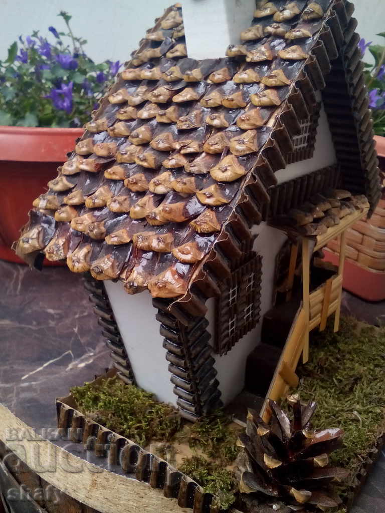 Model of an old house - 5