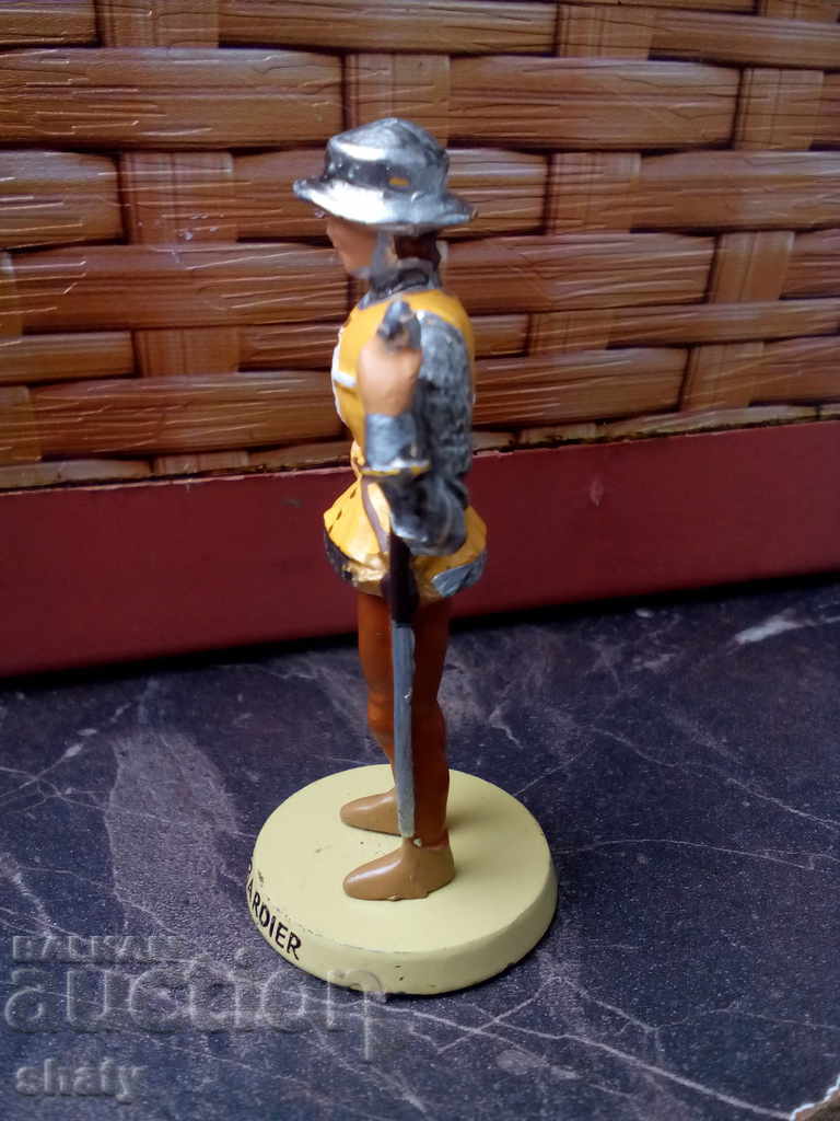 Auction Lead figure Auction Lead figure