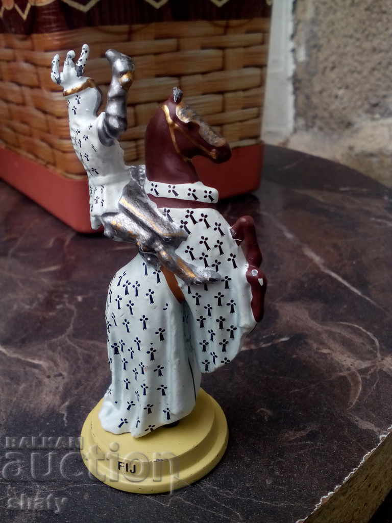 Auction  Lead figure