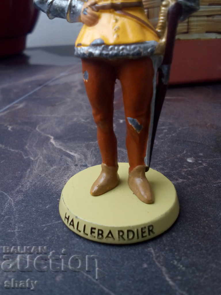 Lead figure - 6 Lead figure - 6