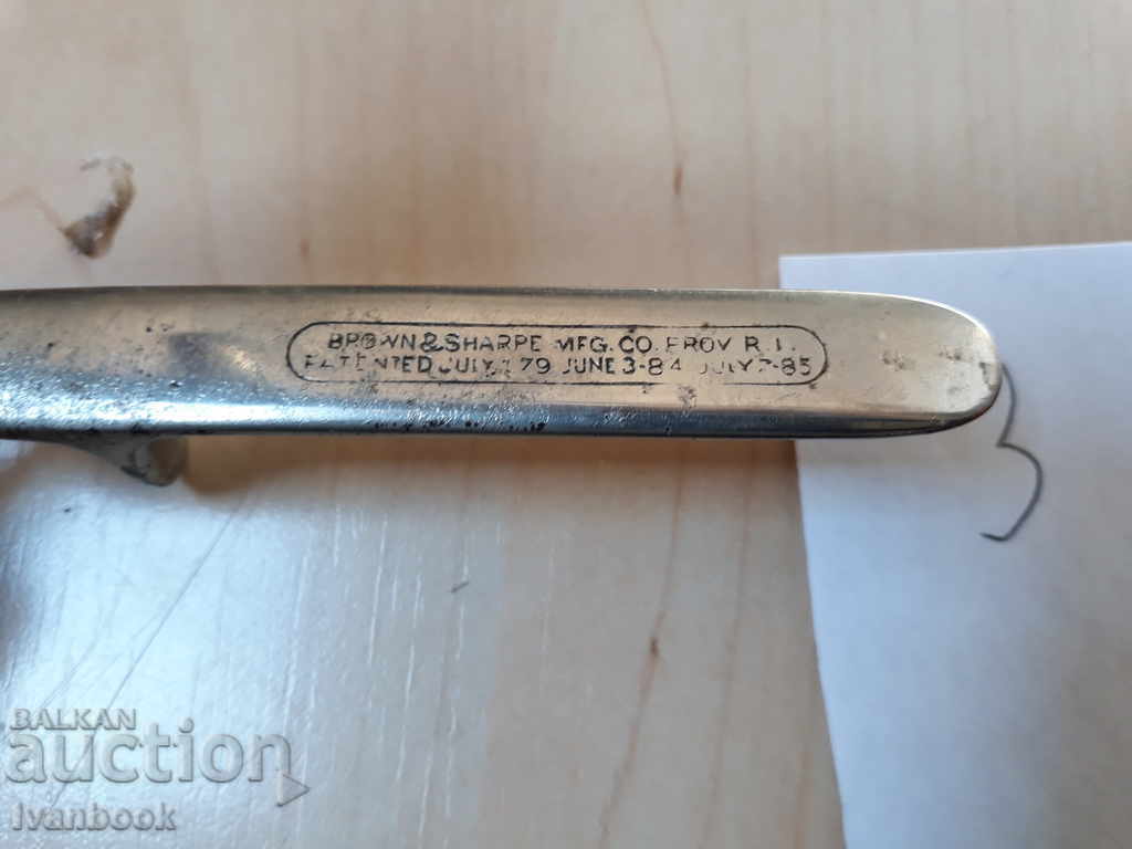 Auction  An old hand cutter