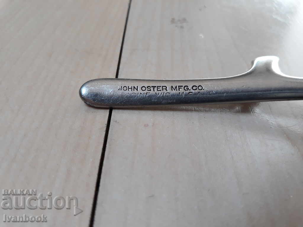 Delivery of An old hand cutter