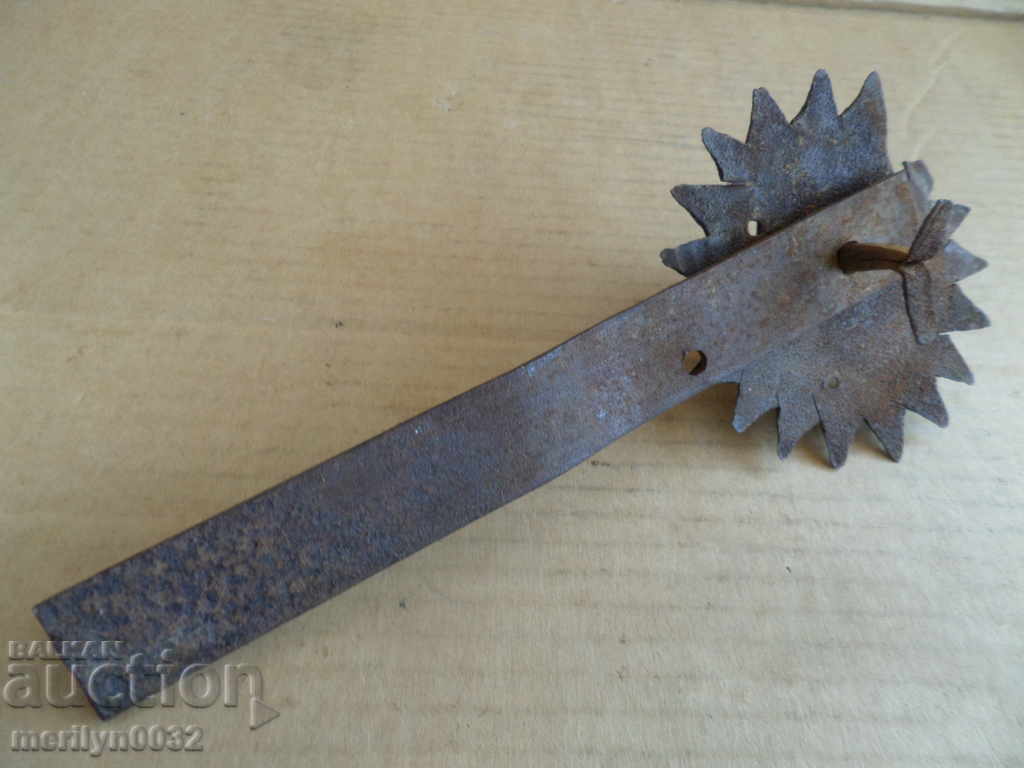 An old wrought-iron latch, a lock, a latch for the old gate with price 43.00 BGN | € 21.99 An old wrought-iron latch, a lock, a latch for the old gate with price 43.00 BGN | € 21.99