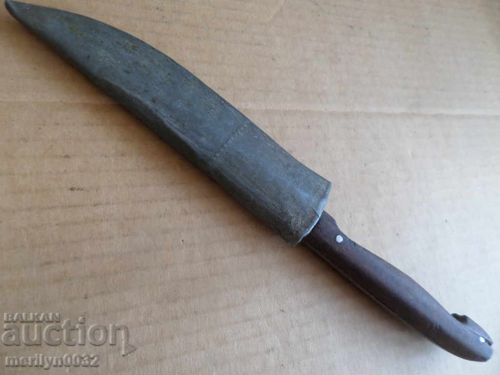 Delivery of An old hand forged butchers' knife with a kana kama kulak Delivery of An old hand forged butchers' knife with a kana kama kulak
