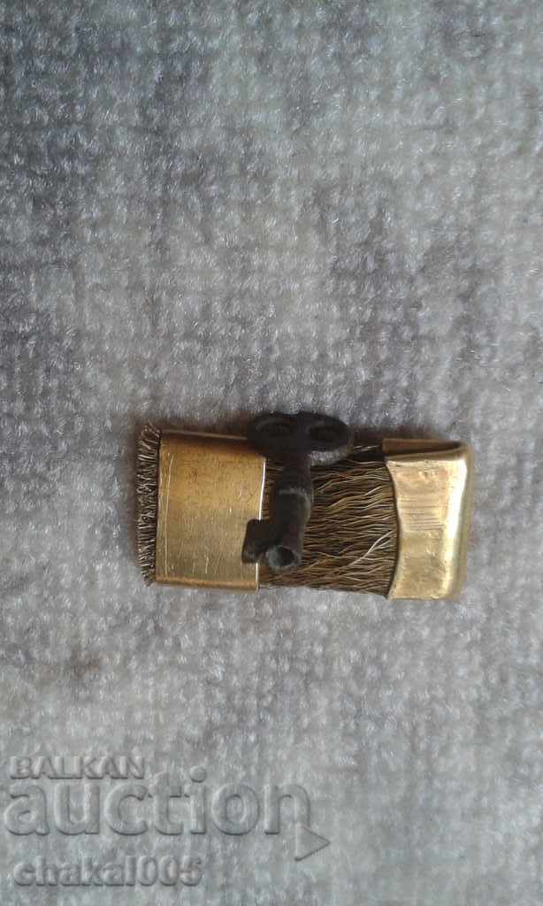 Δημοπρασία Μικρό κλειδί