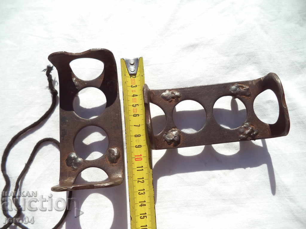 Delivery of OLD MASSIVE TOURIST / ALPINE CATS Delivery of OLD MASSIVE TOURIST / ALPINE CATS