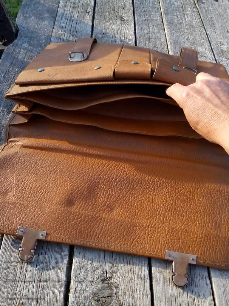 Leather bag - 7 Leather bag - 7