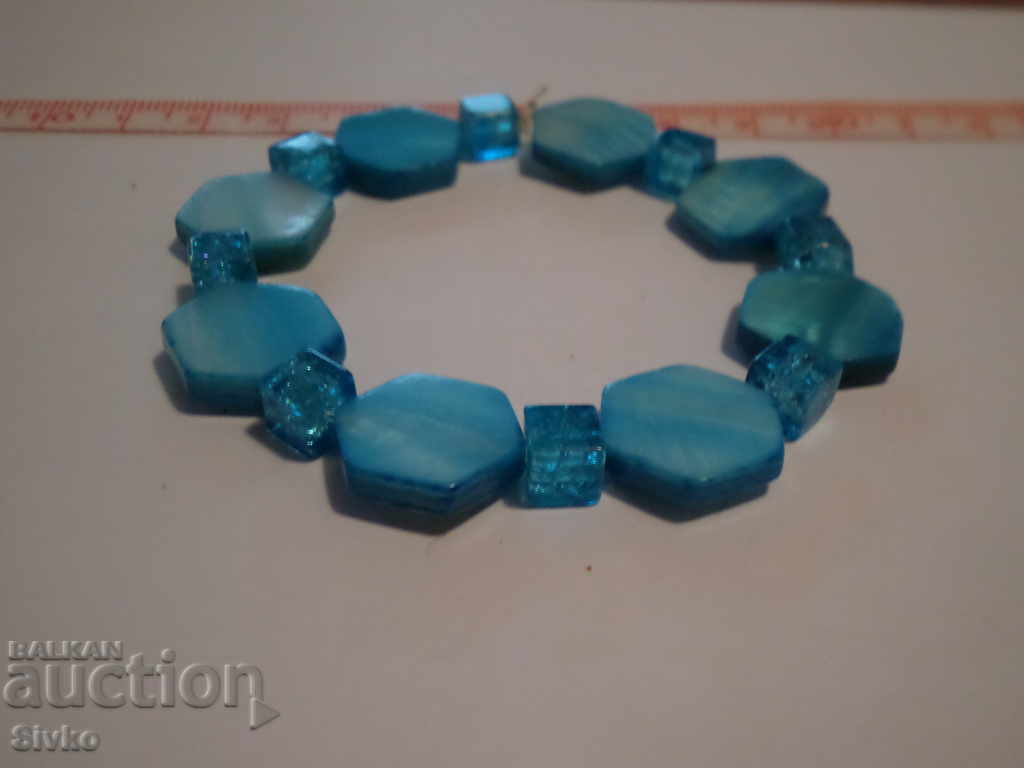 Auction  Mother-of-pearl pendant - blue