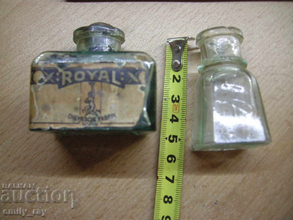 old ink bottles, ink cartridge, pedestal with price 45.00 BGN | € 23.01 old ink bottles, ink cartridge, pedestal with price 45.00 BGN | € 23.01