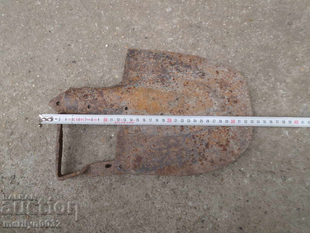 Licitație Vechiul dreptei lopata, fier forjat prima lume mondiala Licitație Vechiul dreptei lopata, fier forjat prima lume mondiala