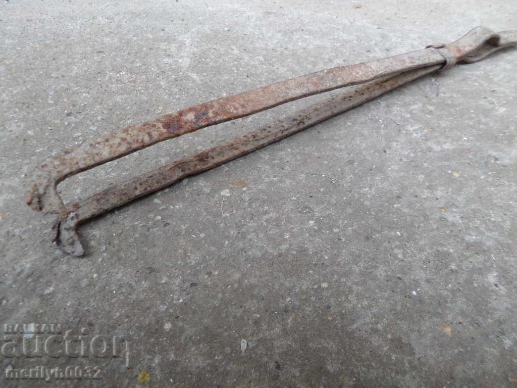 Delivery of Old forged wrought iron wrought iron Delivery of Old forged wrought iron wrought iron