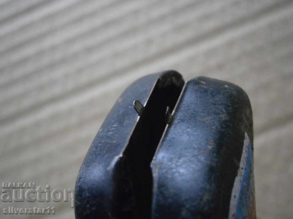 LAMINATED TOY SPRING PISTOL - 5 LAMINATED TOY SPRING PISTOL - 5