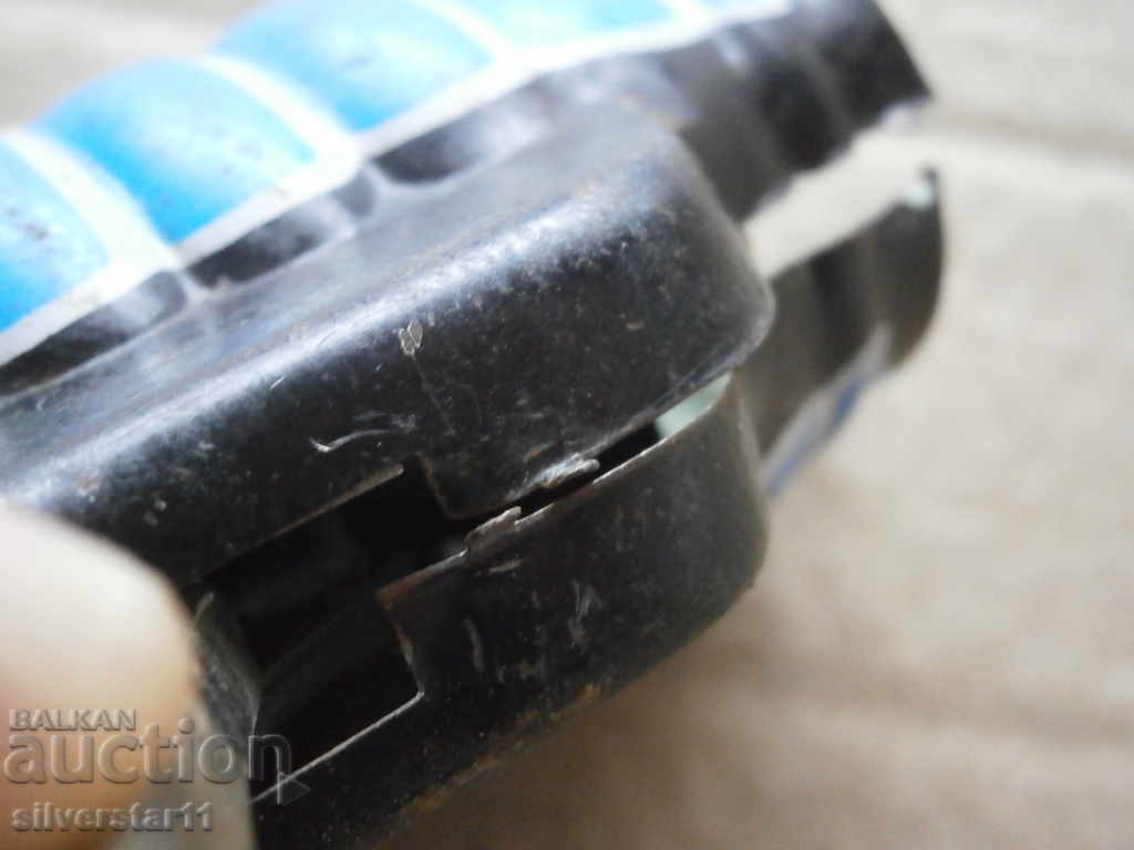 LAMINATED TOY SPRING PISTOL - 6 LAMINATED TOY SPRING PISTOL - 6