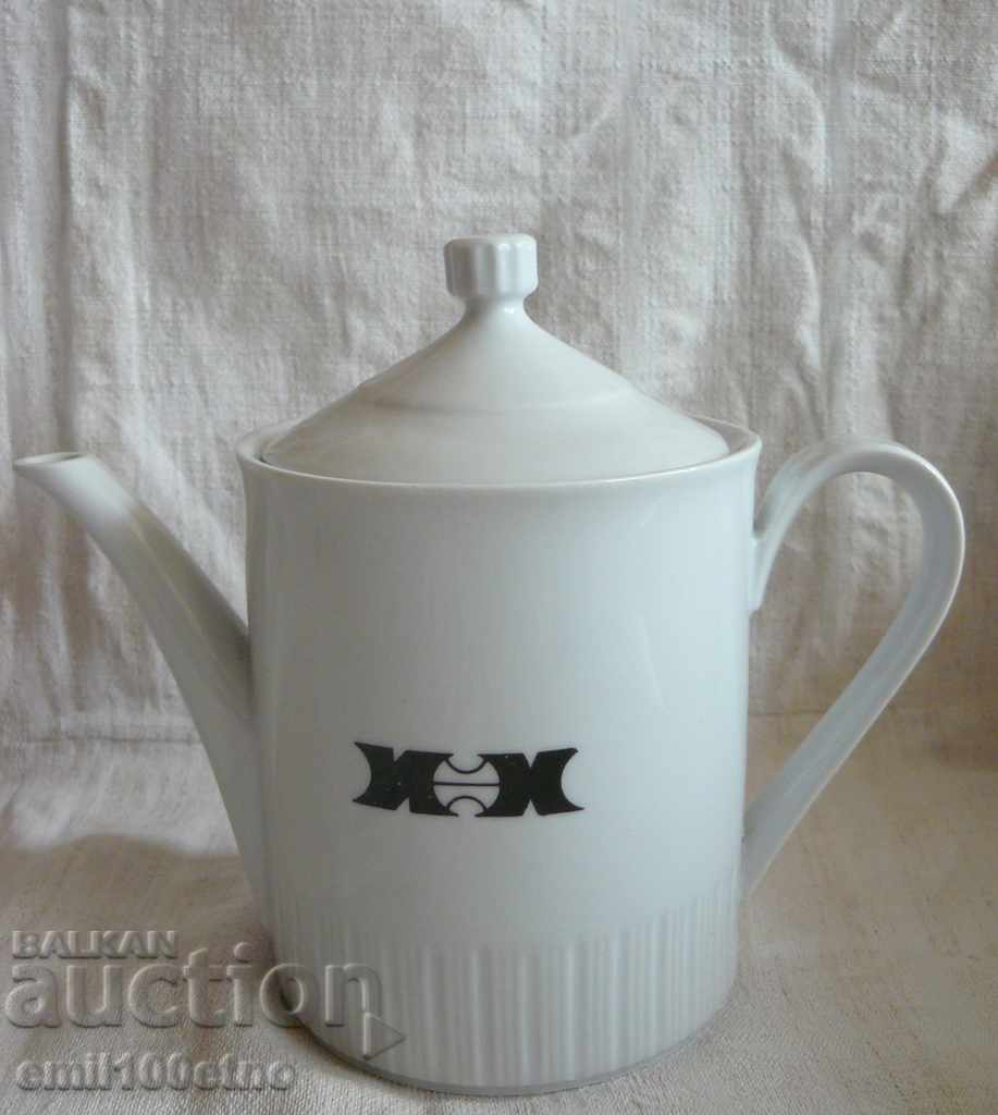 Kana - a teapot from the former Interhotels