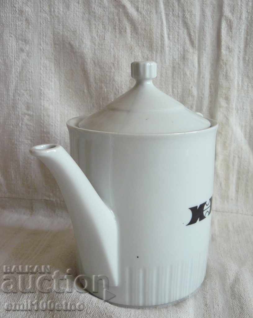 Kana - a teapot from the former Interhotels with price 10.00 BGN | € 5.11 Kana - a teapot from the former Interhotels with price 10.00 BGN | € 5.11